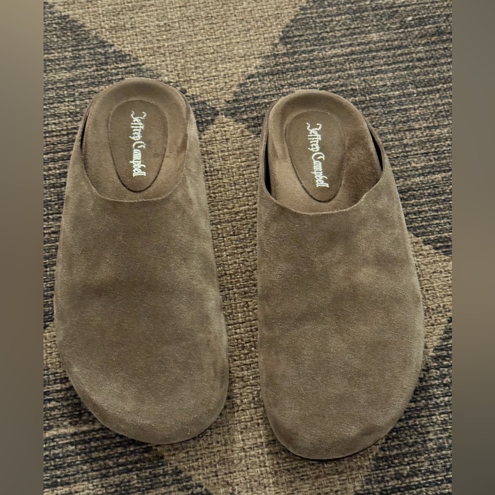 Jeffrey Campbell content mule Light Khaki Suede